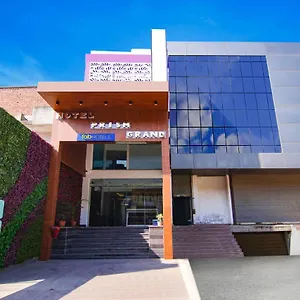 Hotel Fabhotel Prism Grand, Zirakpur